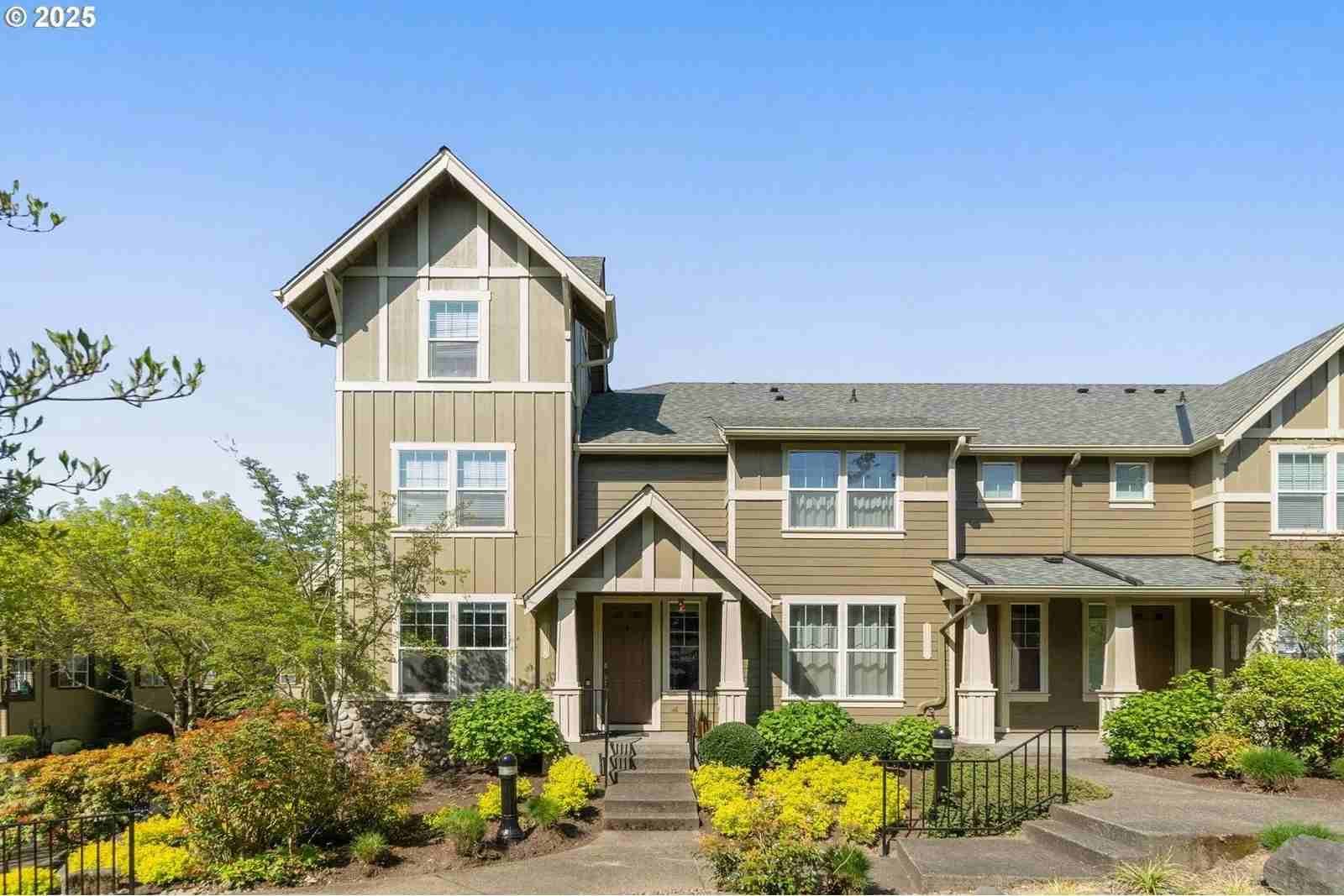Residential & Commercial Roofing Contractors